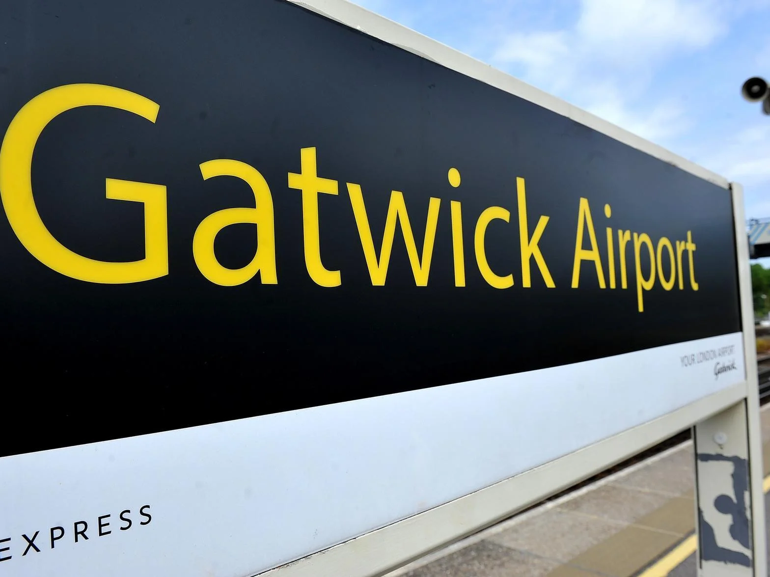Gatwick Airport Transfers In London